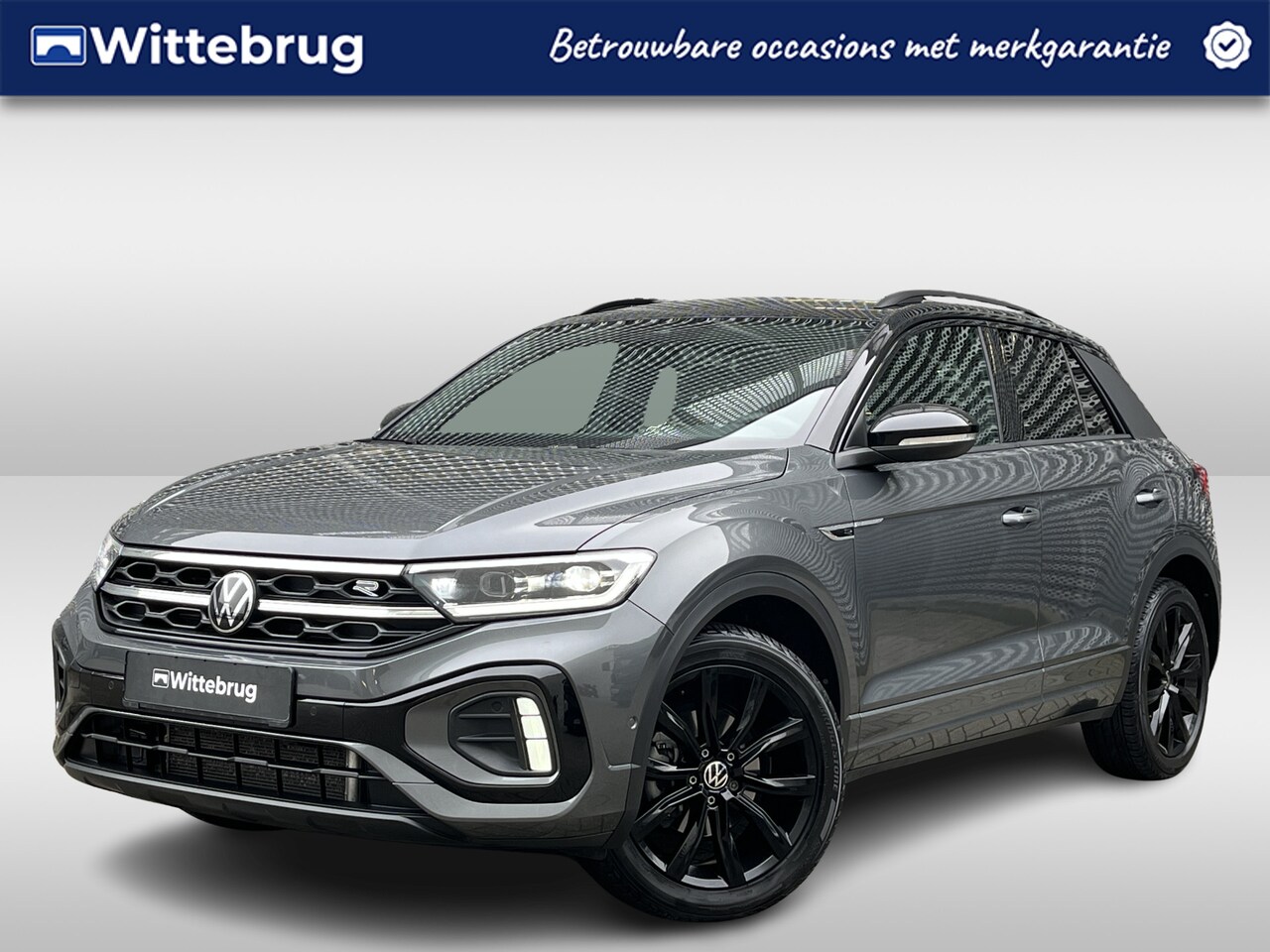 Volkswagen T-Roc - 1.5 TSI 150 PK R-Line / Digital Cockpit Pro / Elektrisch Achterklep / Black Style / IQ Lig - AutoWereld.nl