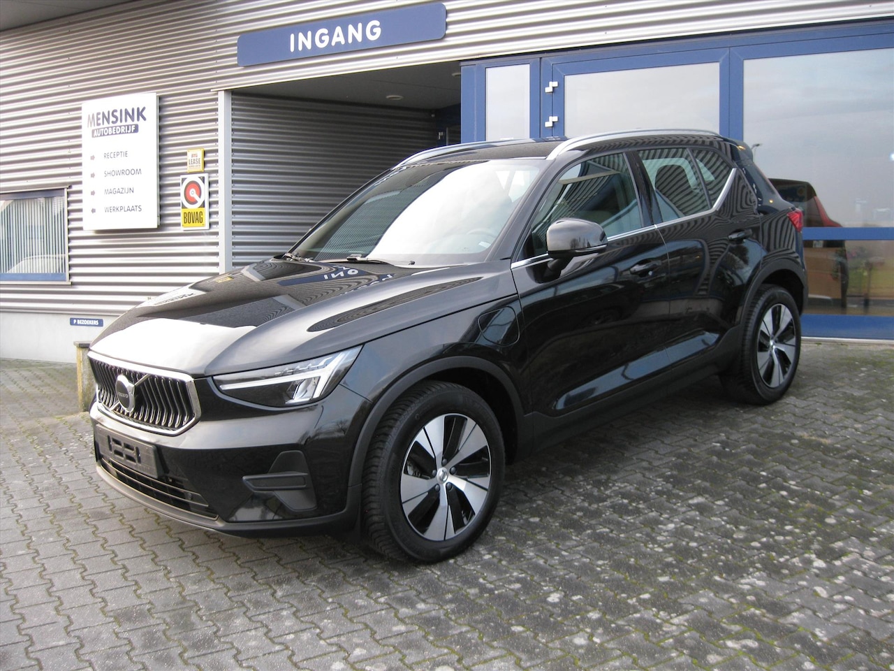 Volvo XC40 - T4 Plug-In Hybrid 211pk Aut Core Bright - AutoWereld.nl