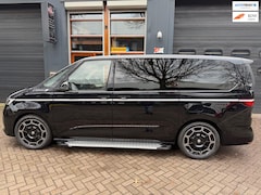 Volkswagen Multivan - 1.4 eHybrid L2H1 Style VIP vis á vis alcantara