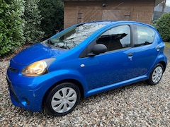 Toyota Aygo - RIJKAAR/APK/HISTORY/BEURT/NAP/AIRCO/5drs//DIREKT MEE
