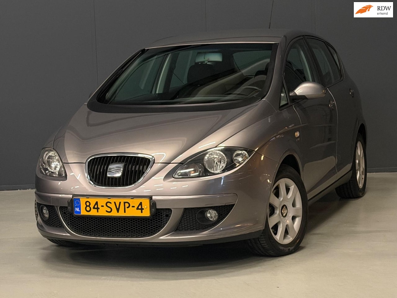 SEAT Altea - 2.0 FSI Businessline AUTOMAAT AIRCO/PDC/CRUISE/ISOFIX | NETTE AUTO - AutoWereld.nl