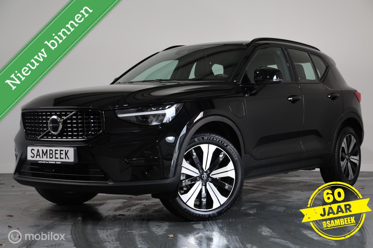 Volvo XC40 - 1.5 T4 Ultimate Dark-ELEK.TREKHAAK-MEMORY-WINTERPAKKET-H&K - AutoWereld.nl