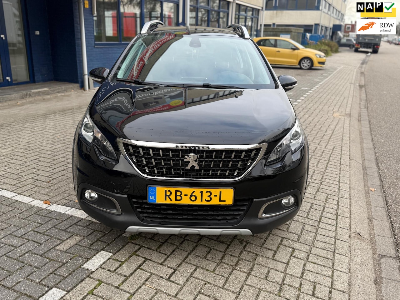 Peugeot 2008 - 1.2 PureTech Allure((( 90.000 km ))) - AutoWereld.nl