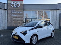 Toyota Aygo X - X-PLAY NL-AUTO ALL-SEASON AIRCO BLUETOOTH CAMERA EL-RAMEN/SPIEGELS APPLE/ANDROID
