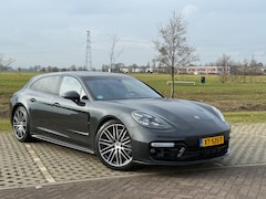 Porsche Panamera Sport Turismo - 2.9 4 E-Hybrid OrigNL/Approved apr27/Pano/HUD/Bose/360/Carbon/SportDesign/21”/18weg/Lift/Softclose/Koelin