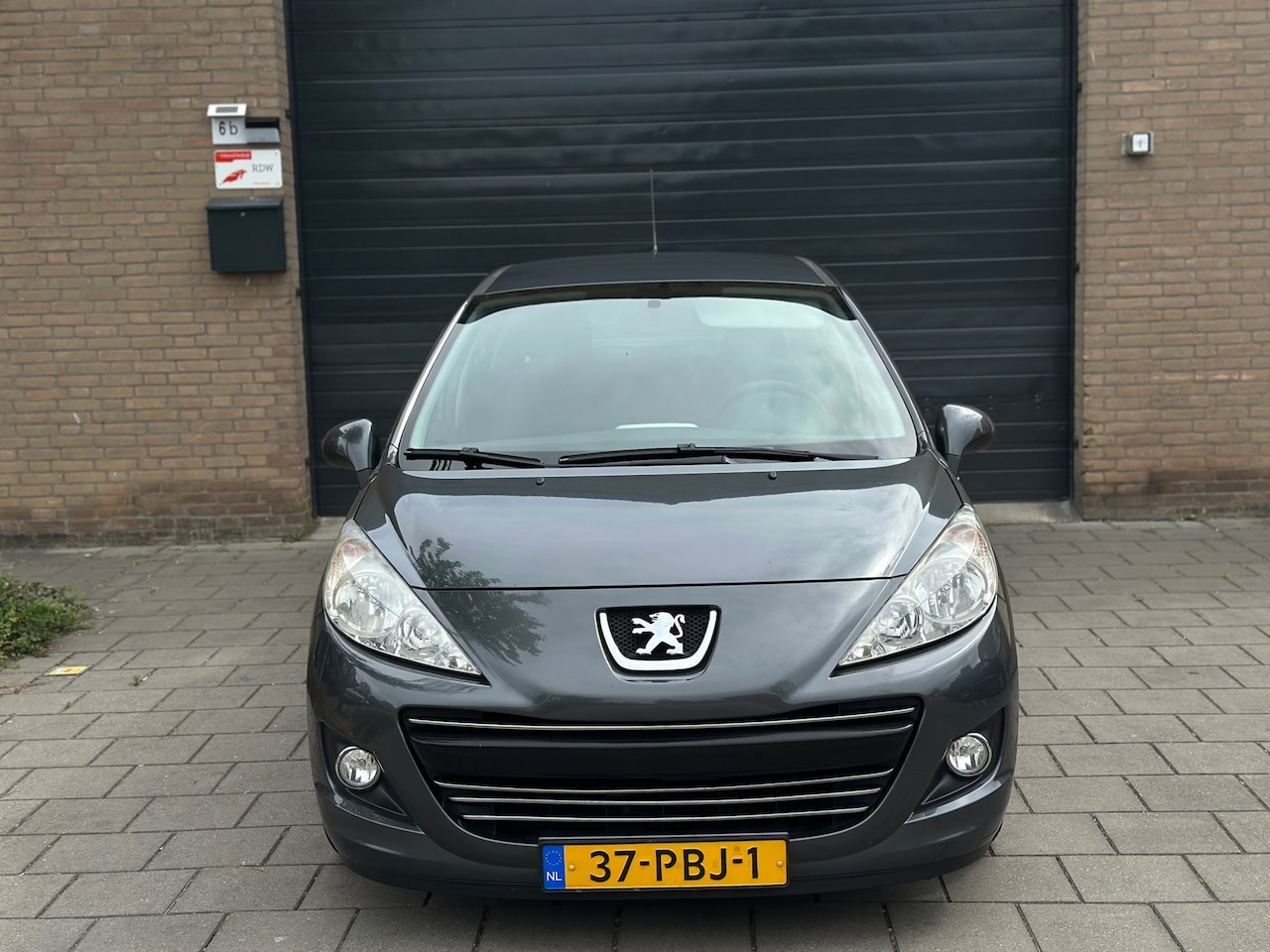 Peugeot 207 - 1.4 VTi Style Airco Cruise Control Led lichten LM velgen - AutoWereld.nl