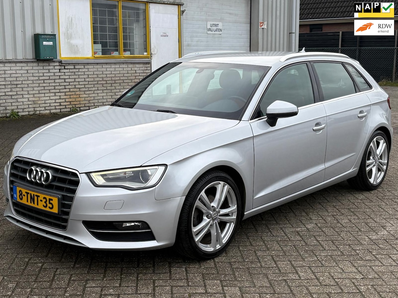 Audi A3 Sportback - 1.4 TFSI 122 PK AUT Bj 2014 Ambition Pro Line Sport 2e Eig 5 Deurs Ecc Airco Navi Leder Xe - AutoWereld.nl