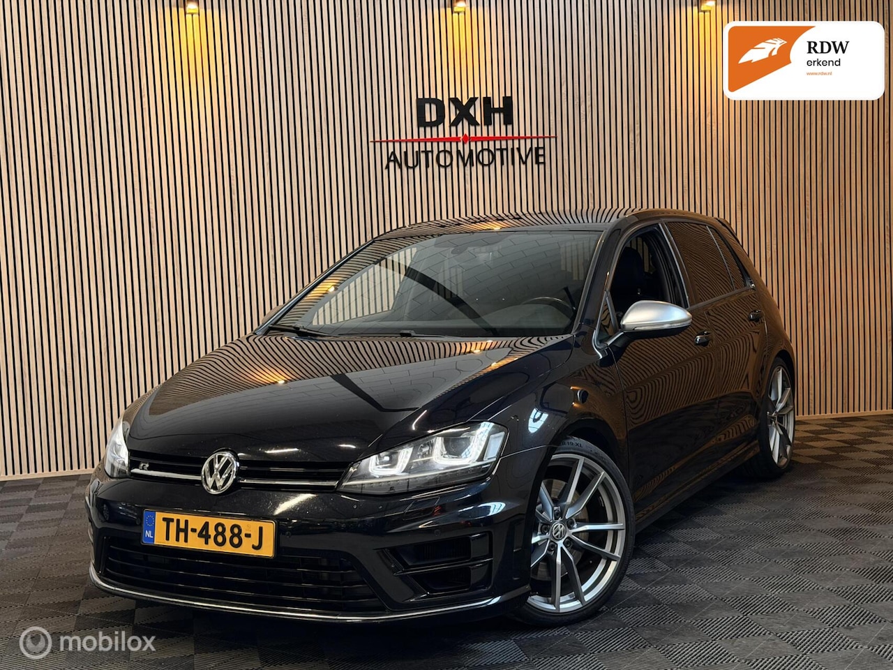 Volkswagen Golf - 2.0 TSI R 300pk 4Motion DSG VIRTUAL CARPLAY - AutoWereld.nl