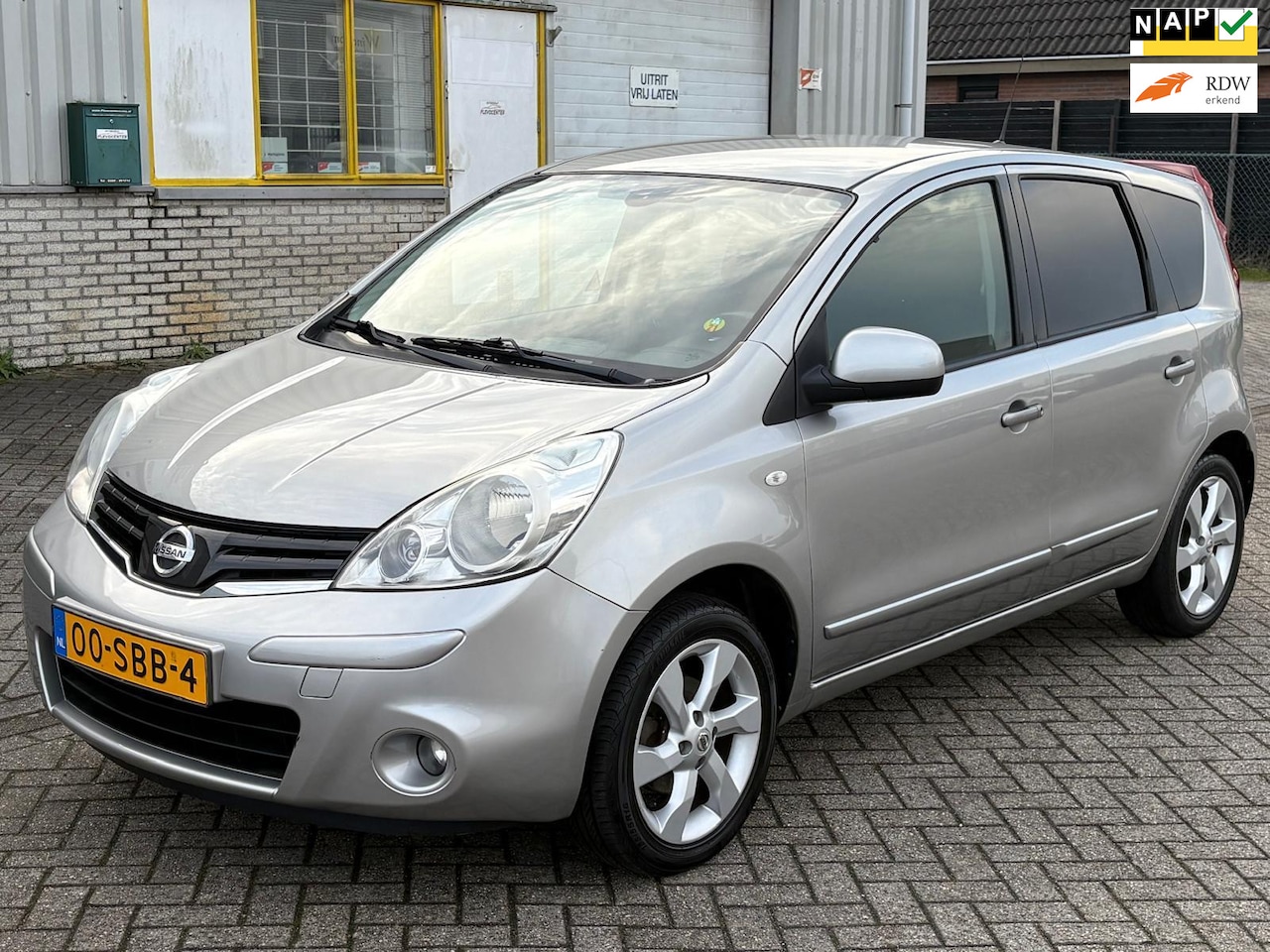 Nissan Note - 1.6 I 16V 110 PK Bj 2011 Life Ecc Airco Cruise Control Bluetooth Elec.Pakket 16 Inch Extra - AutoWereld.nl