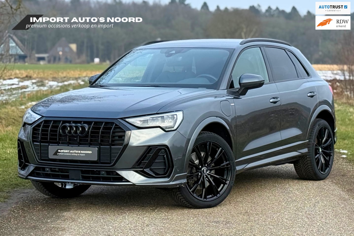 Audi Q3 - 45 TFSI e S edition 20 inch Lederen bekleding Lane assist Optiekpakket zwart - AutoWereld.nl