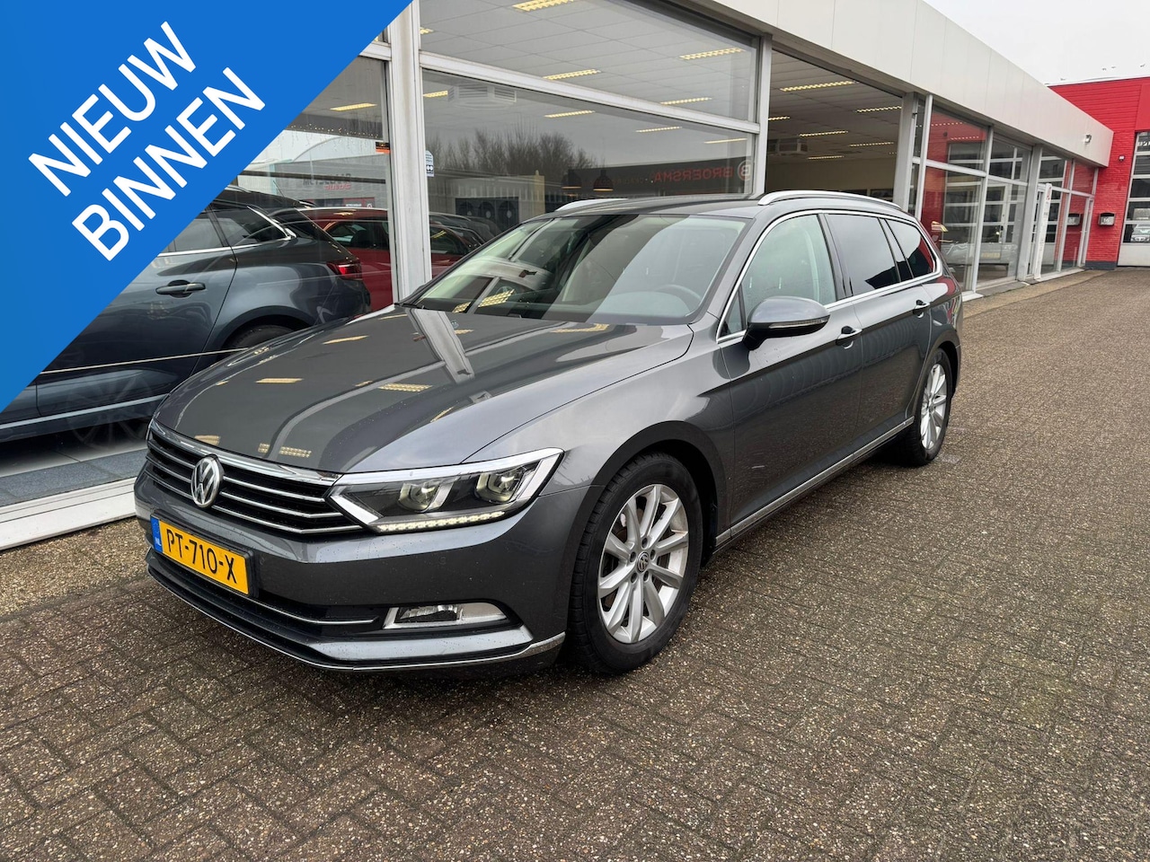 Volkswagen Passat Variant - 1.4 TSI ACT Highline Business R | Airco | Elektrische ramen | Grote laadruimte | Dakrails - AutoWereld.nl