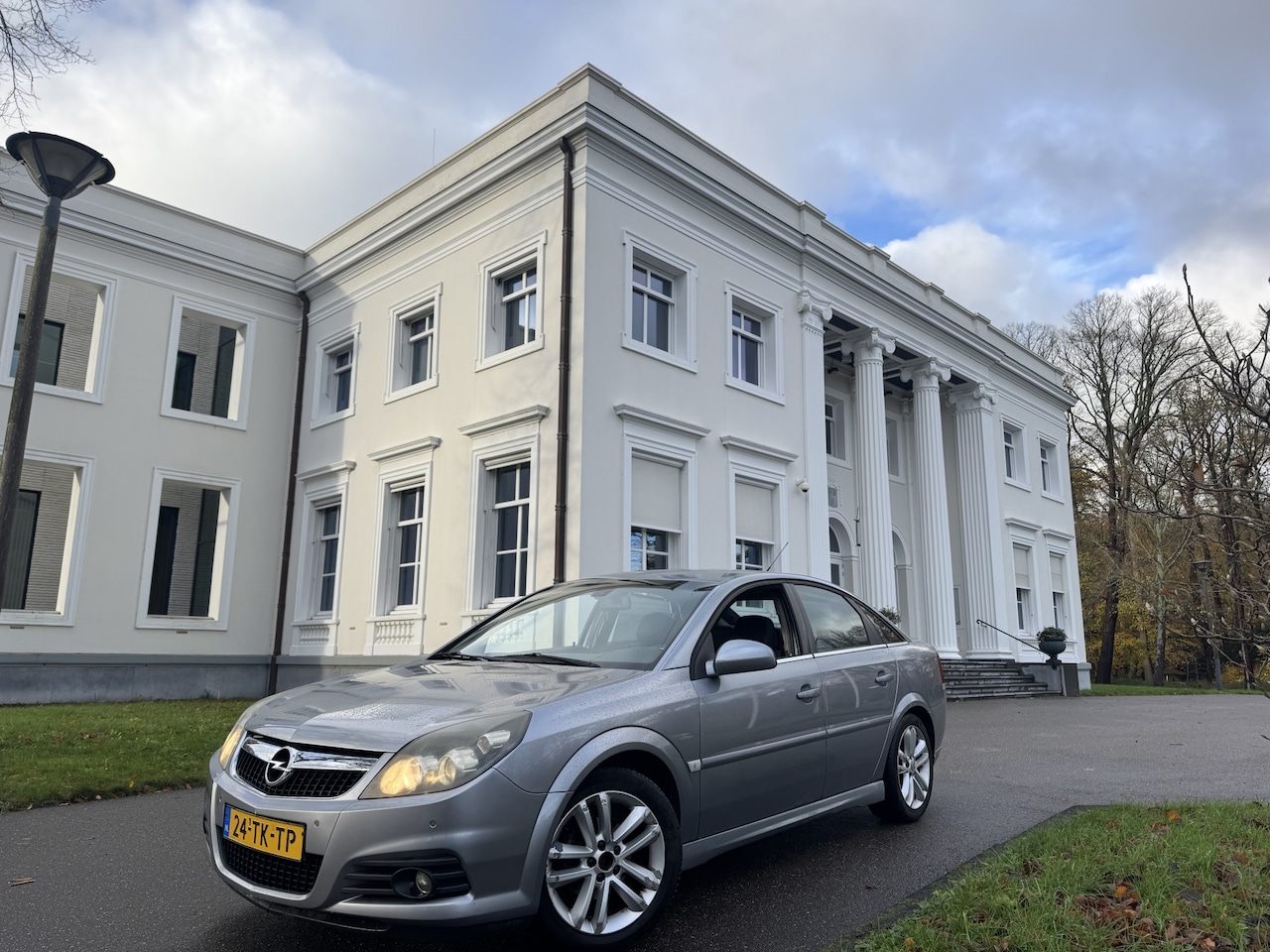 Opel Vectra GTS - HB 1.8-16V Executive, LEDER, 5 DEURS - AutoWereld.nl