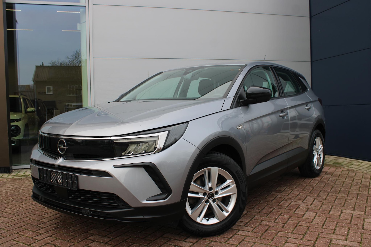 Opel Grandland - 1.2 Turbo 130pk Edition Airco/ECC Cruise Carplay Zeer mooi - AutoWereld.nl
