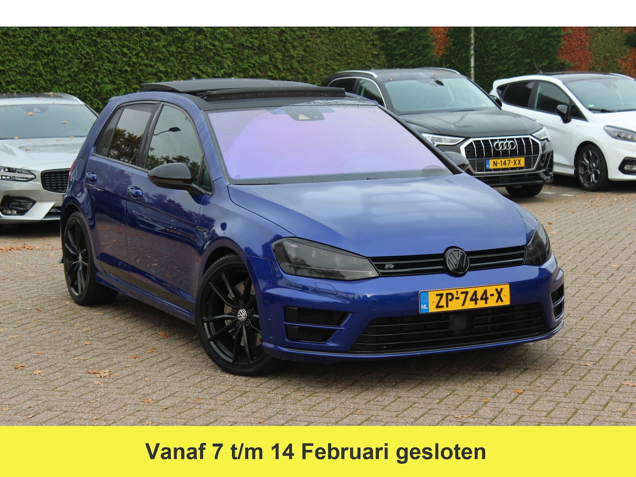 Volkswagen Golf - 2.0 TSI R 4Motion / Panoramadak / Camera / Leder / Sterrenhemel / Remus uitlaat / 19'' / N - AutoWereld.nl