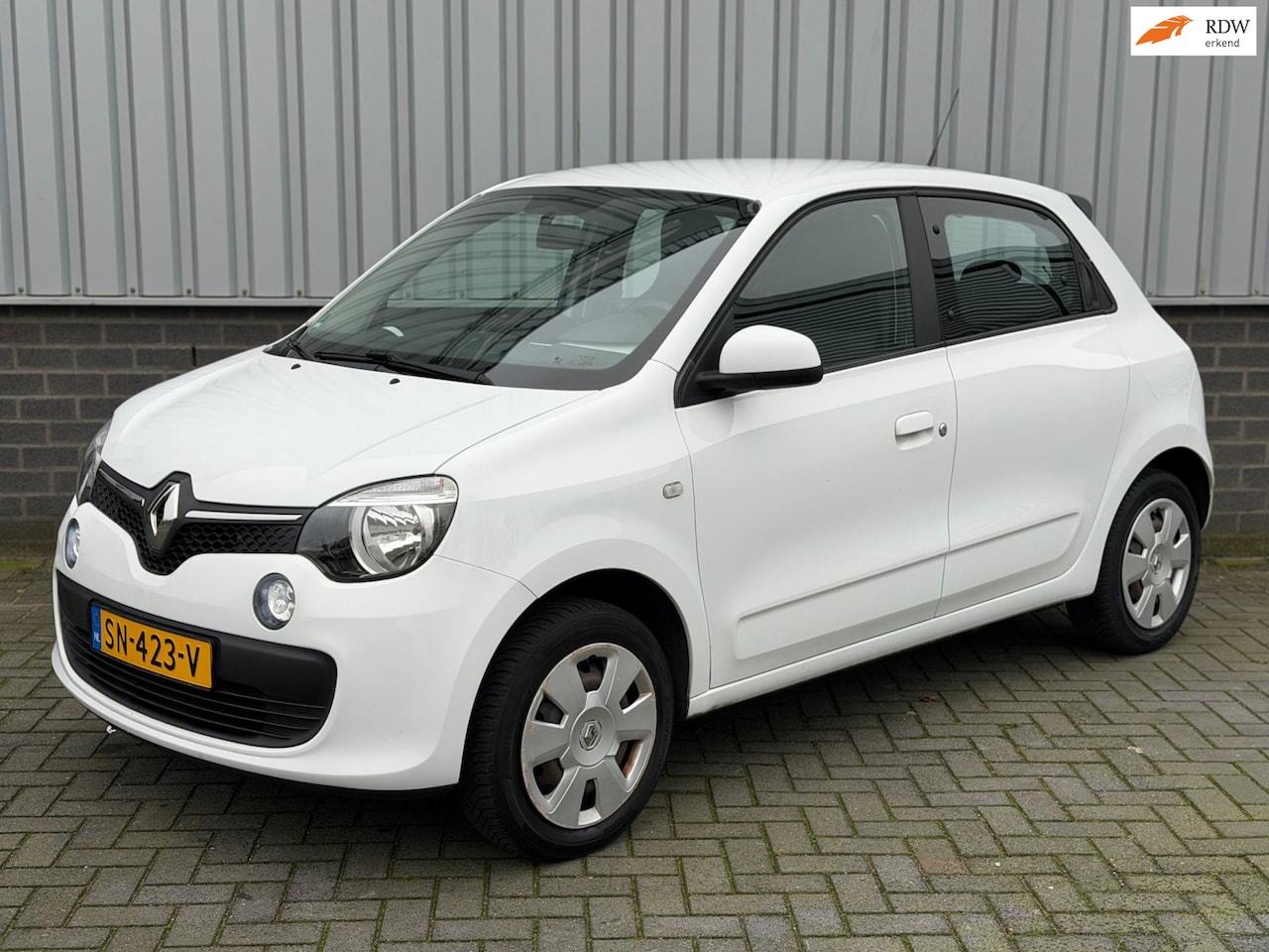 Renault Twingo - 1.0 SCe Authentique |5 Deurs|CruiseCtrl|Nieuw Distrb. Ketting!|Bluetooth| - AutoWereld.nl