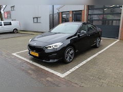 BMW 2-serie Gran Coupé - 220I SPORT LINE GRAN COUPE AUTOMAAT 1 JAAR GARANTIE / GEEN AFLEVERINGS KOSTEN