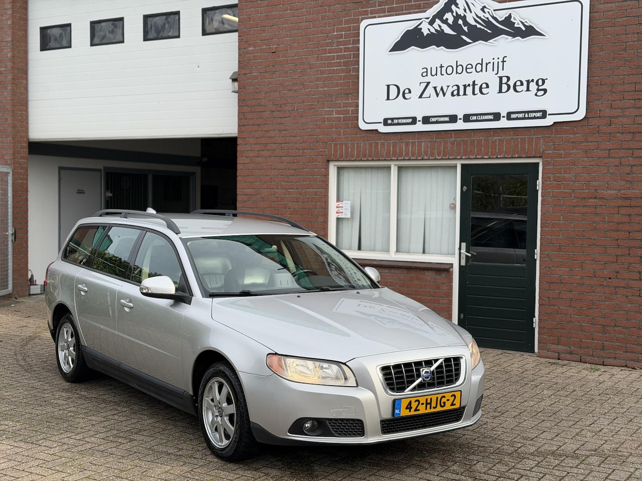 Volvo V70 - 2.0 Kinetic 2.0 Kinetic - AutoWereld.nl