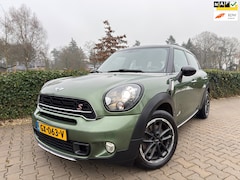 MINI Countryman - 1.6 Cooper S ALL4 Pepper , Automaat , Clima / Cruise / Navi-Multimedia / Leder / Pdc / Xen