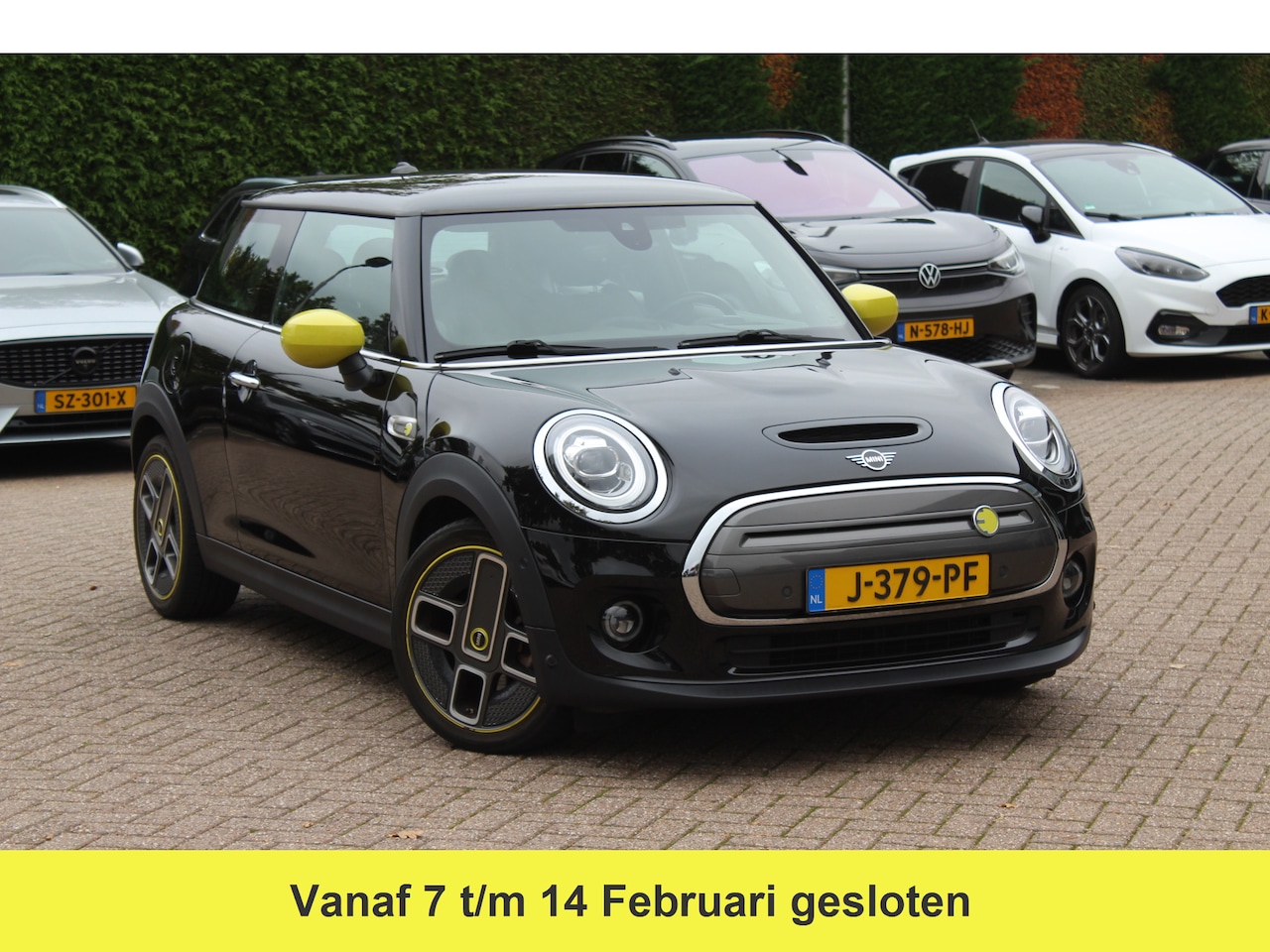 MINI Mini-Electric - Charged 33 kWh / SoH 95.8% / Camera / Head-up / Leder / Harman Kardon / Keyless / 17'' / C - AutoWereld.nl