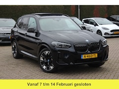 BMW iX3 - High Executive 80 kWh / SoH 94.7% / Trekhaak / Panoramadak / 360Camera / Head-up / 20'' /