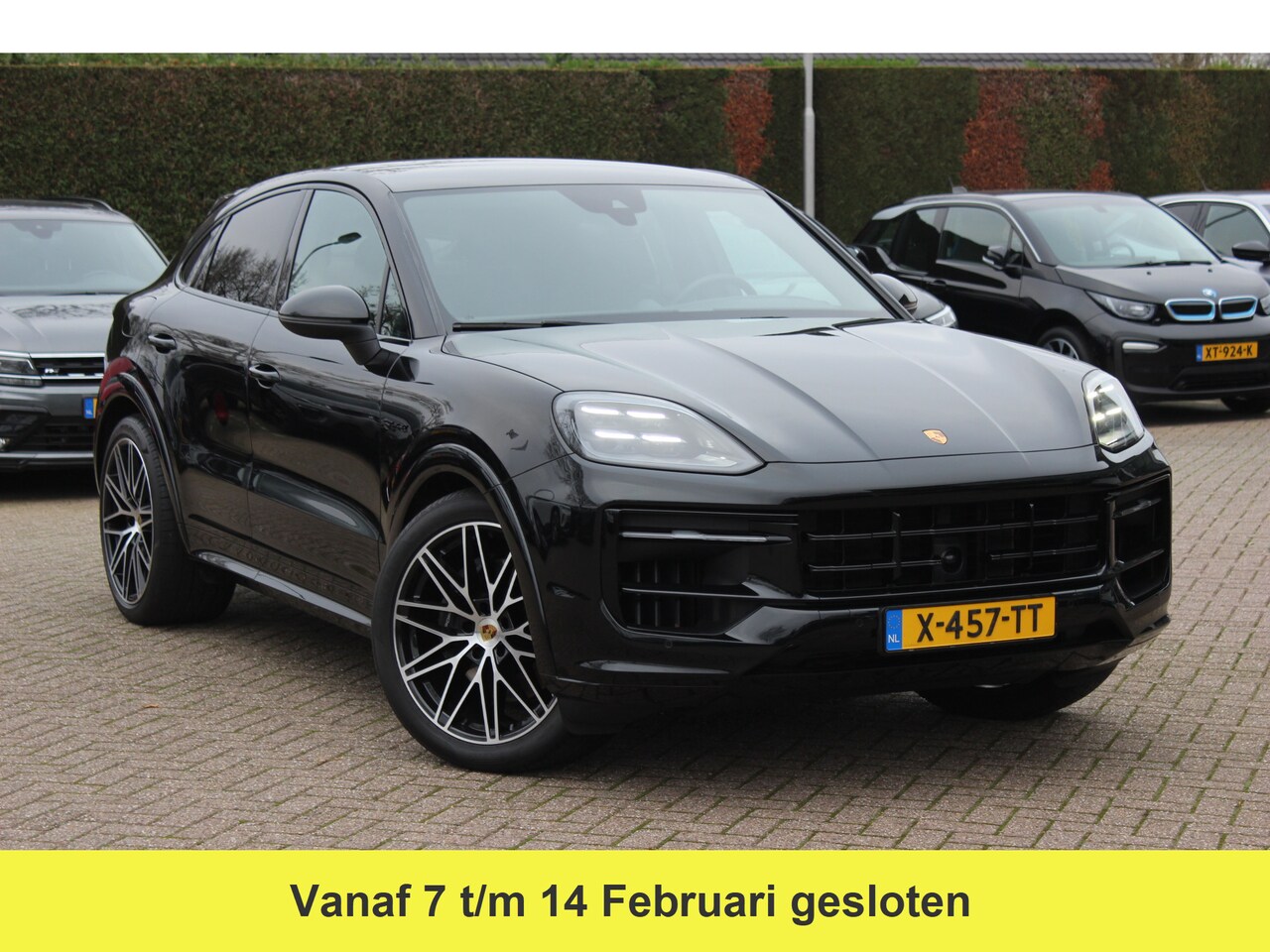Porsche Cayenne Coupé - 3.0 E-Hybrid / Panoramadak / Camera / Luchtvering / Laser LED / Sportuitlaat / 22'' / Intr - AutoWereld.nl