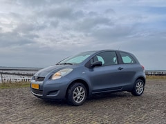 Toyota Yaris - 1.0 VVTi Cool
