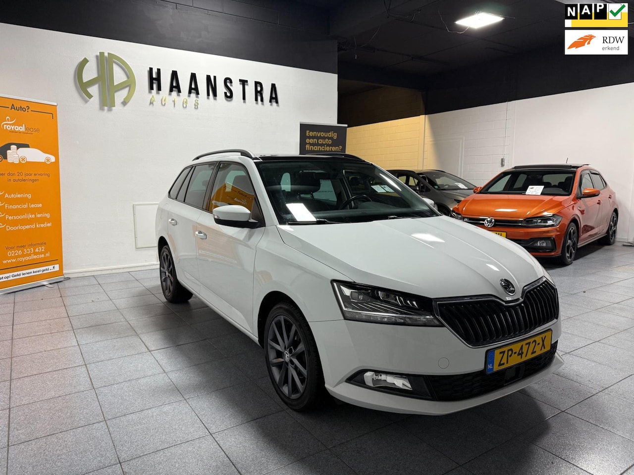 Skoda Fabia Combi - 1.0 Business Edition Pano-dak Apple-Carplay NL Auto! NAP - AutoWereld.nl