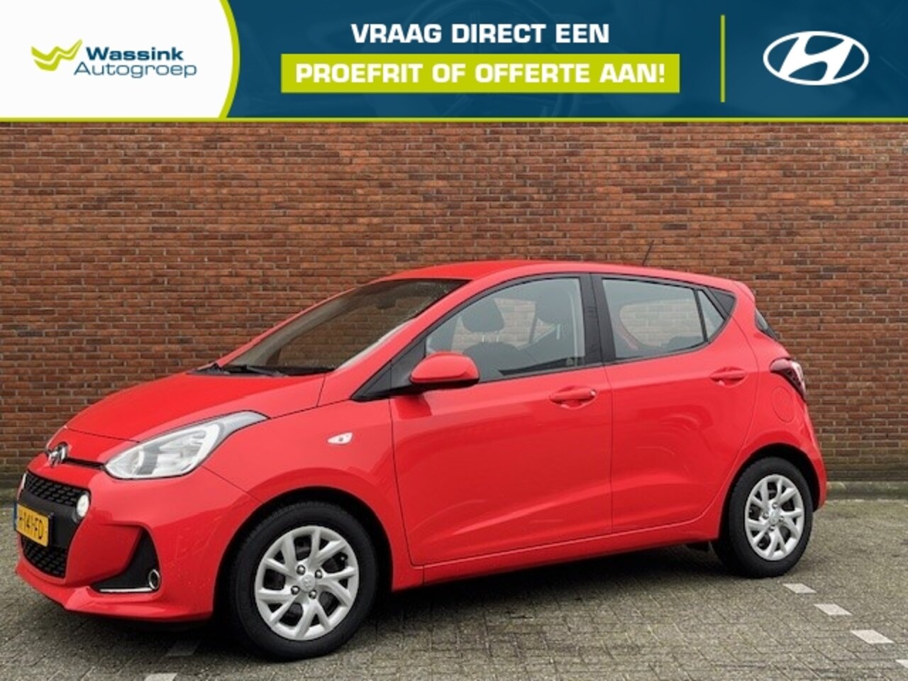 Hyundai i10 - 1.0i 66pk Comfort | Navigatie | Airco | Parkeersensoren achter | - AutoWereld.nl