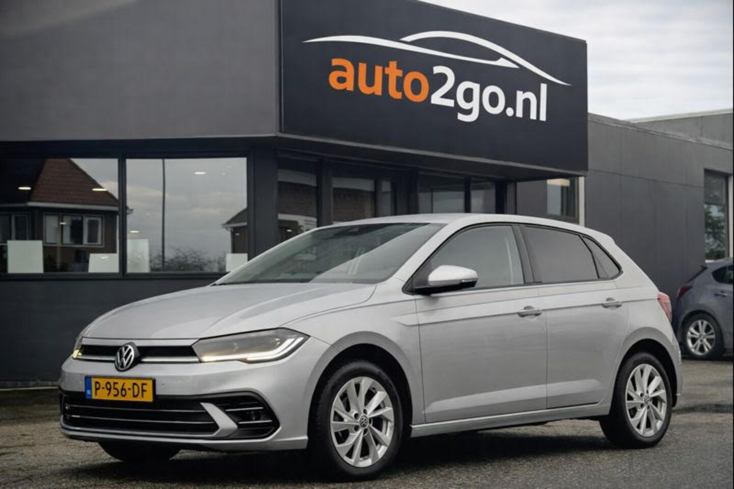 Volkswagen Polo - 1.0 TSI STYLE NAVI DIGI-DASH APPLE-CARPLAY LED LMV PDC - AutoWereld.nl