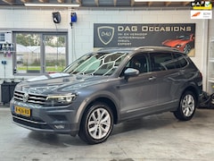 Volkswagen Tiguan Allspace - 1.5 TSI Highline Business R AUTO|PDC|TREKHAAK|NAVI
