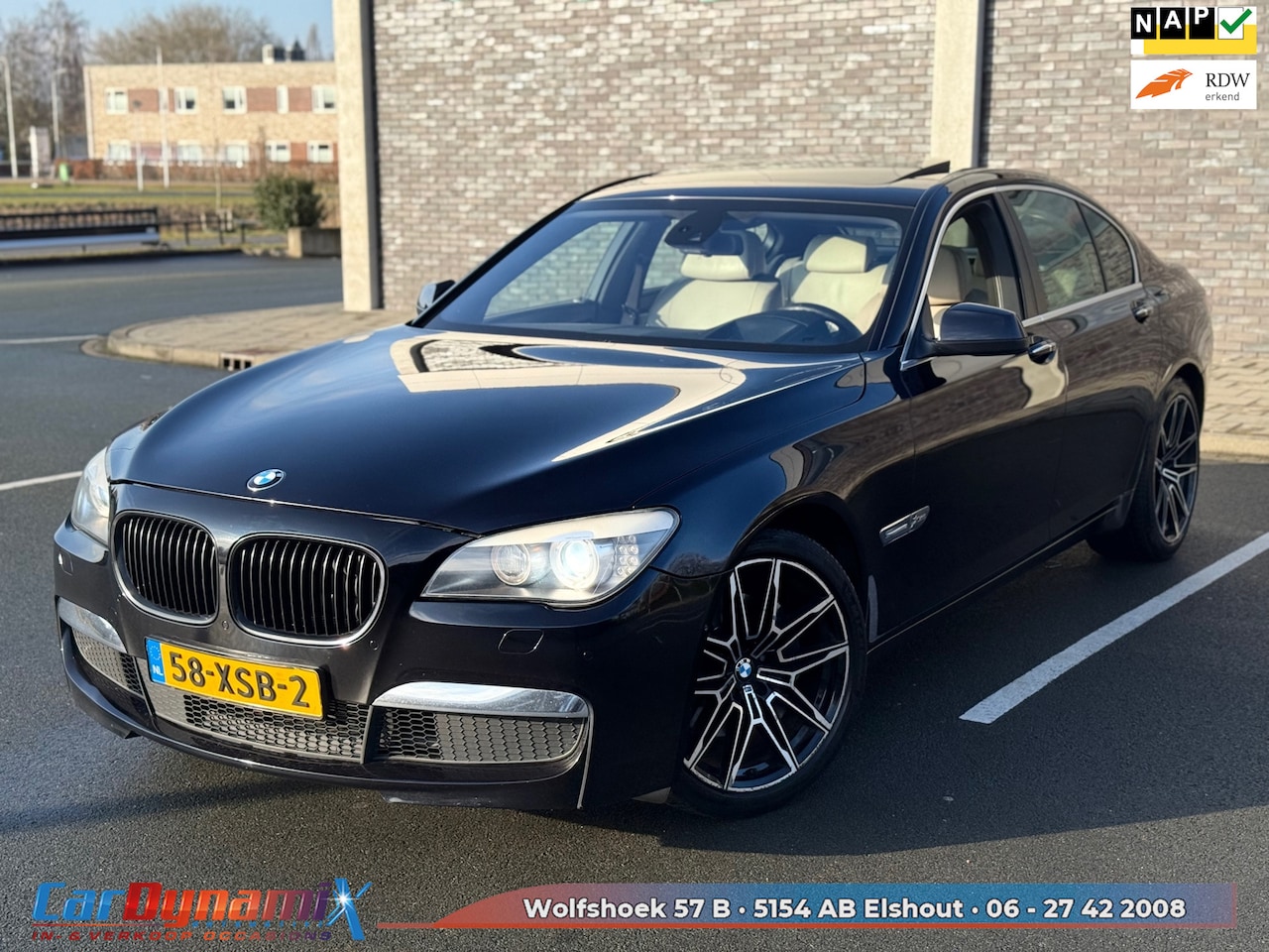 BMW 7-serie - 740d xDrive High Executive | HUD | ACC | Navi | Leder | 360 Camera | SoftClose - AutoWereld.nl
