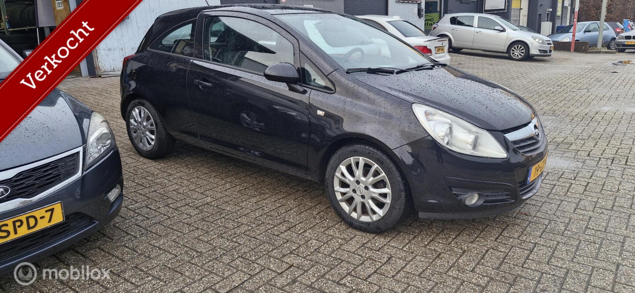 Opel Corsa - 1.4-16V Business 1.4-16V Business , carplay+airco - AutoWereld.nl