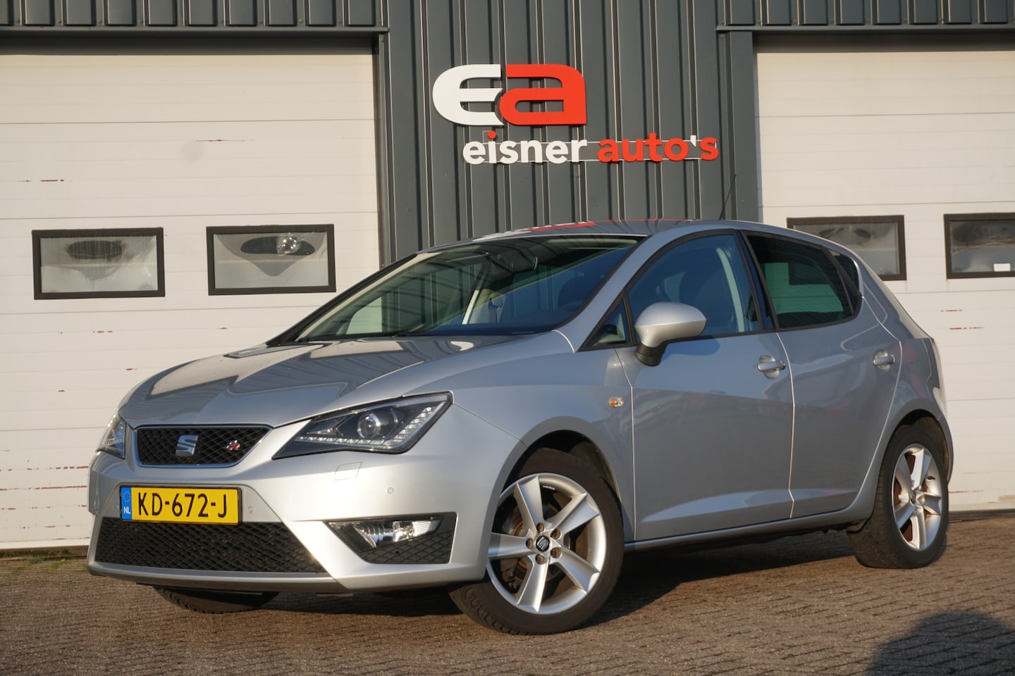 SEAT Ibiza - 1.0 TSI FR Connect | XENON | CARPLAY | STOELVERW. | ECC | NAVI | - AutoWereld.nl