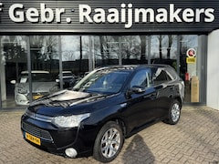 Mitsubishi Outlander - 2.0 PHEV instyle*Navi*Schuifdak*EXPORTPRIJS