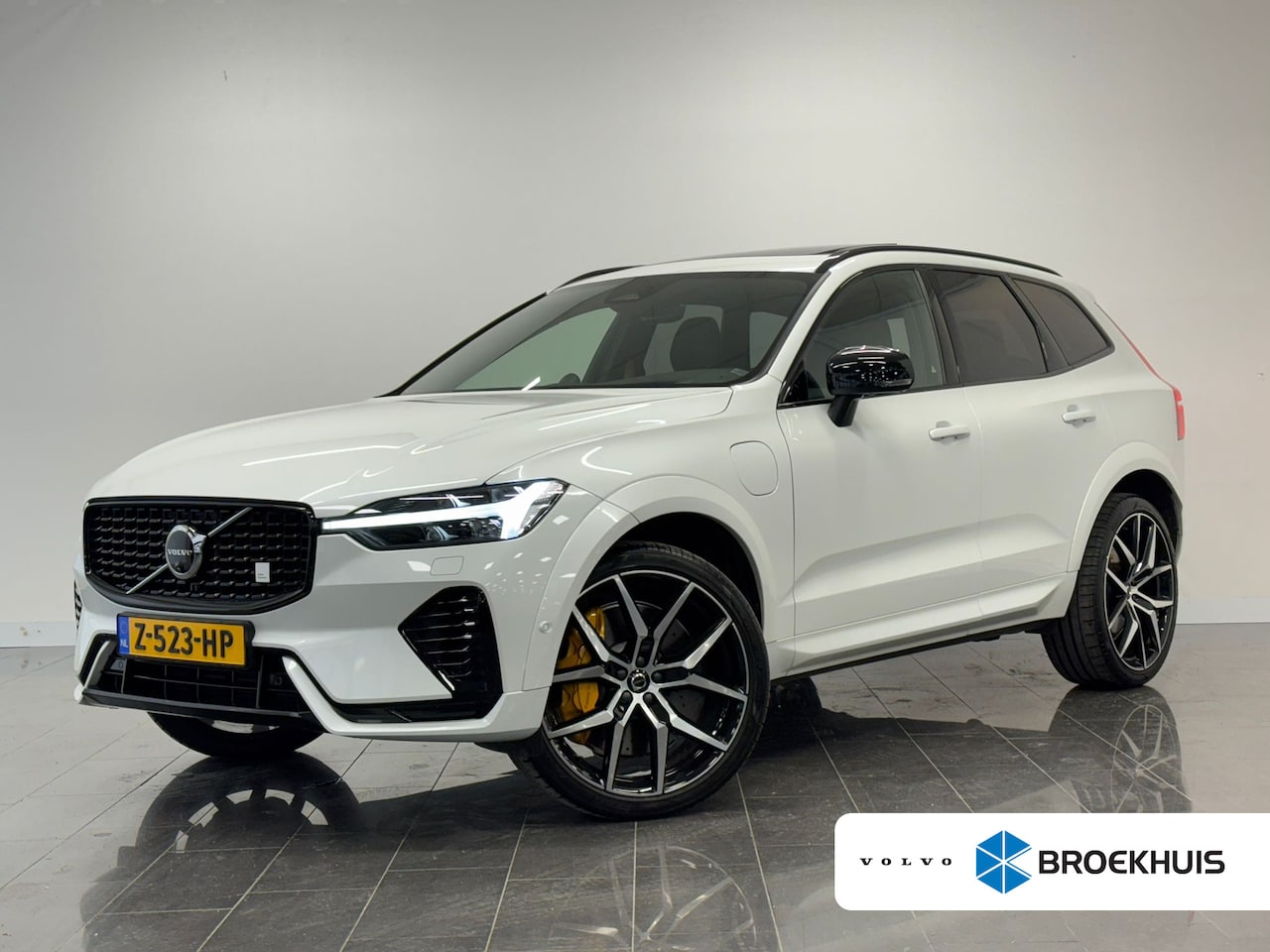 Volvo XC60 - T8 POLESTAR LONG RANGE | Chrystal White | HUD | Bowers & Wilkins | 360 CAMERA | Bliss | Pa - AutoWereld.nl