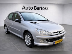 Peugeot 206 - 1.4 Forever