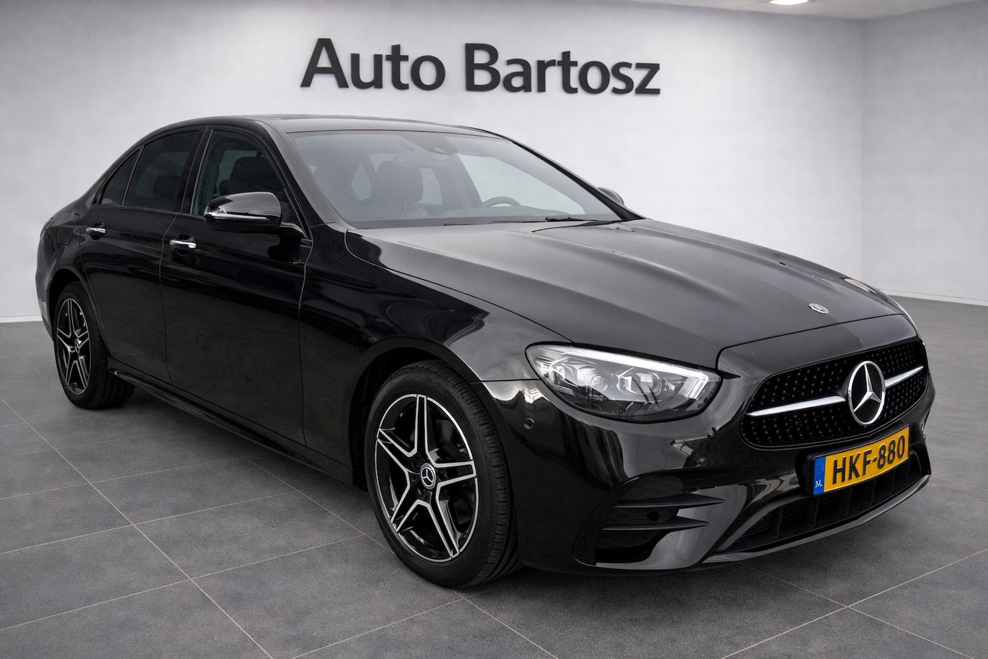 Mercedes-Benz E-klasse - 300 e 4MATIC AMG Line 300 e 4MATIC AMG Line - AutoWereld.nl