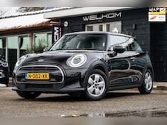 MINI One - 1.5 Essential NL Auto I NAP I Navigatie I Climate I Cruise I Dealeronderhouden I 1e Eigena