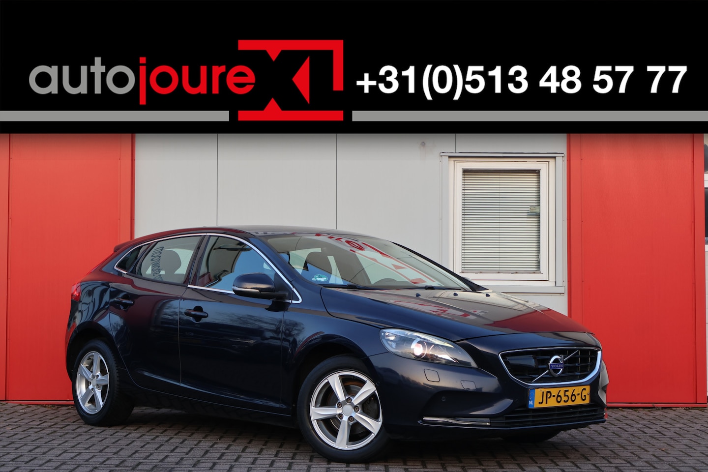 Volvo V40 - 2.0 D2 Nordic 2.0 D2 Nordic+ - AutoWereld.nl