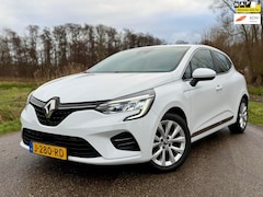 Renault Clio - 1.0 TCe Intens Navi Clima Carplay Trekhaak CruiseControl PDC LMV NAP