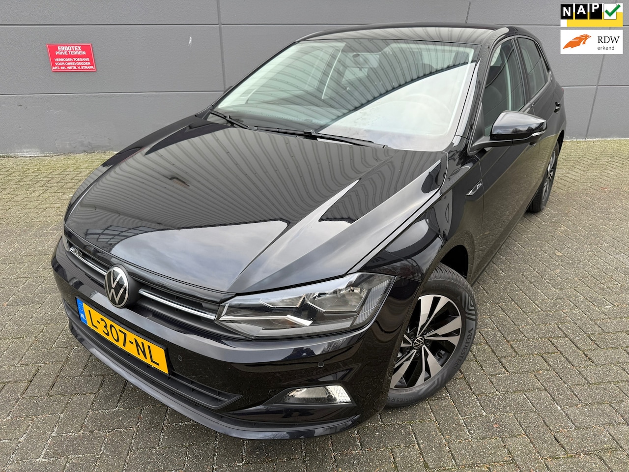 Volkswagen Polo - 1.0 TSI Business R-Line*CARPLAY*NAVI*CRUISE*AIRCO*APK*NAP*PARK SENSOREN*VELGEN - AutoWereld.nl