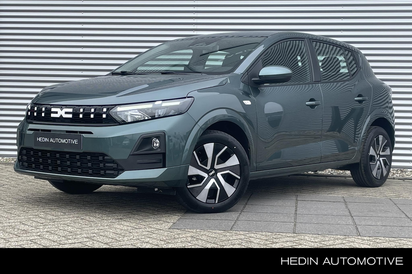 Dacia Sandero - 1.0 TCe 100 expression | Achteruitrijcamera | Apple Carplay/Android Auto | Parkeersensor a - AutoWereld.nl