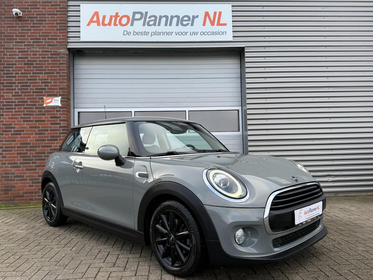 MINI Cooper - Mini One 1.5! Clima! Cruise! Navi! Stoelverw.! - AutoWereld.nl