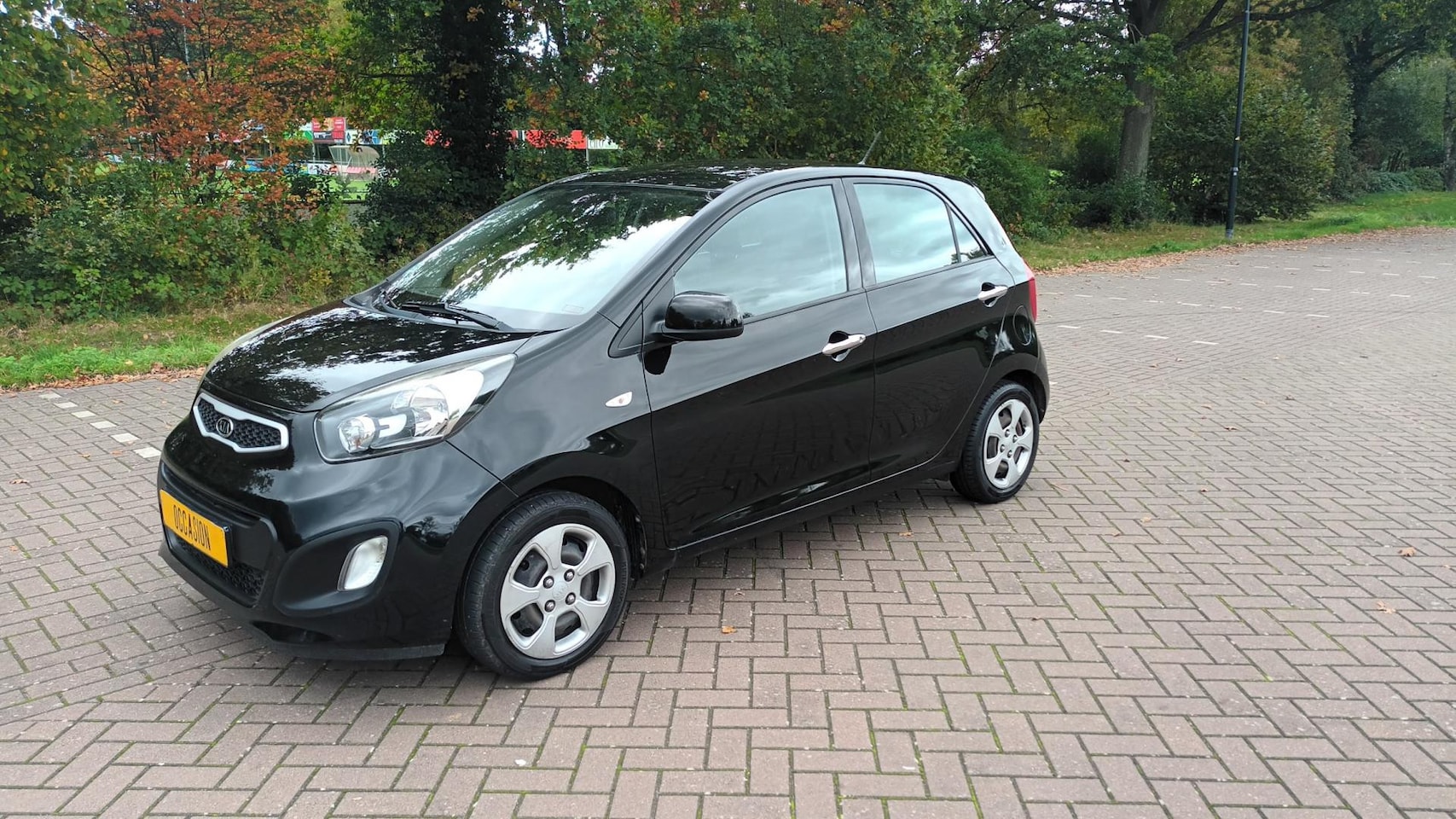 Kia Picanto - 1.0 CVVT Airco / Elek pakket - AutoWereld.nl