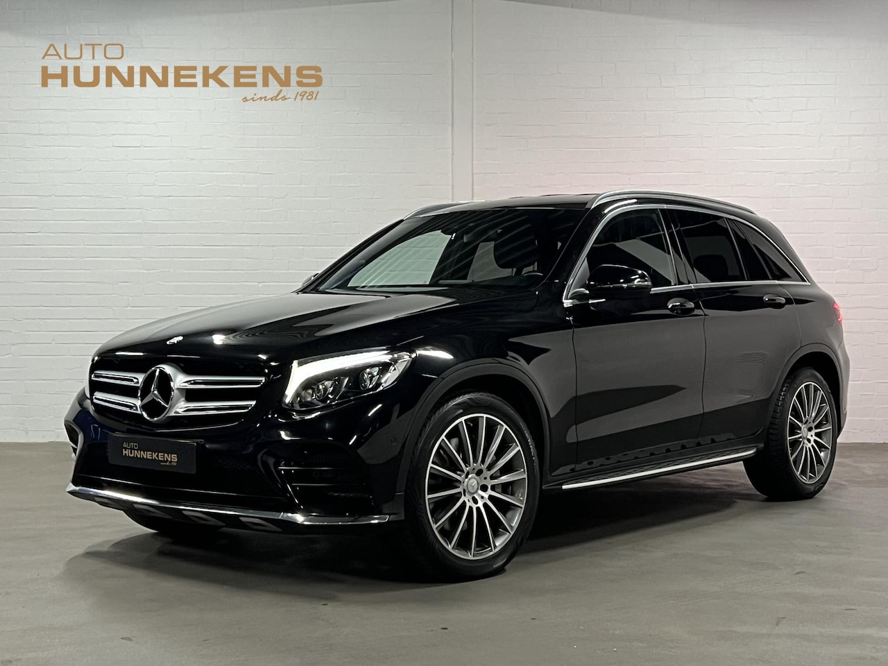 Mercedes-Benz GLC-klasse - 250 4MATIC Edition 1 AMG | Cruise-/climate control | Achteruitrij camera | Stoelverwarming - AutoWereld.nl