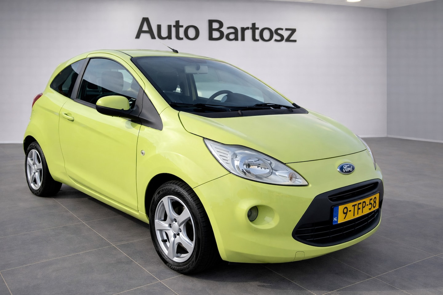 Ford Ka - 1.2 Trend zeer mooi / airco/nieuwe distributie riem - AutoWereld.nl