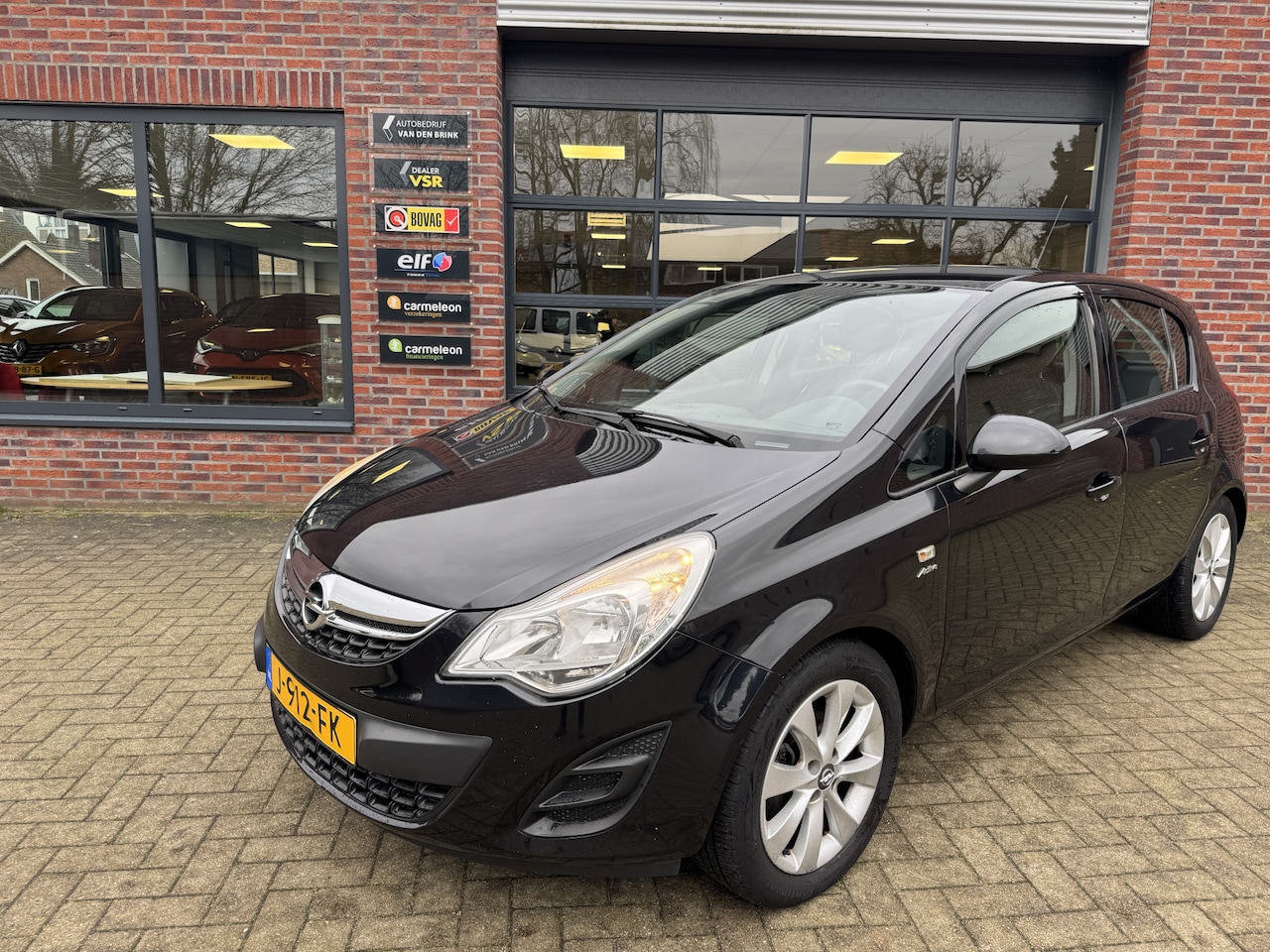 Opel Corsa - 1.4-16V / in opdracht van klant - AutoWereld.nl