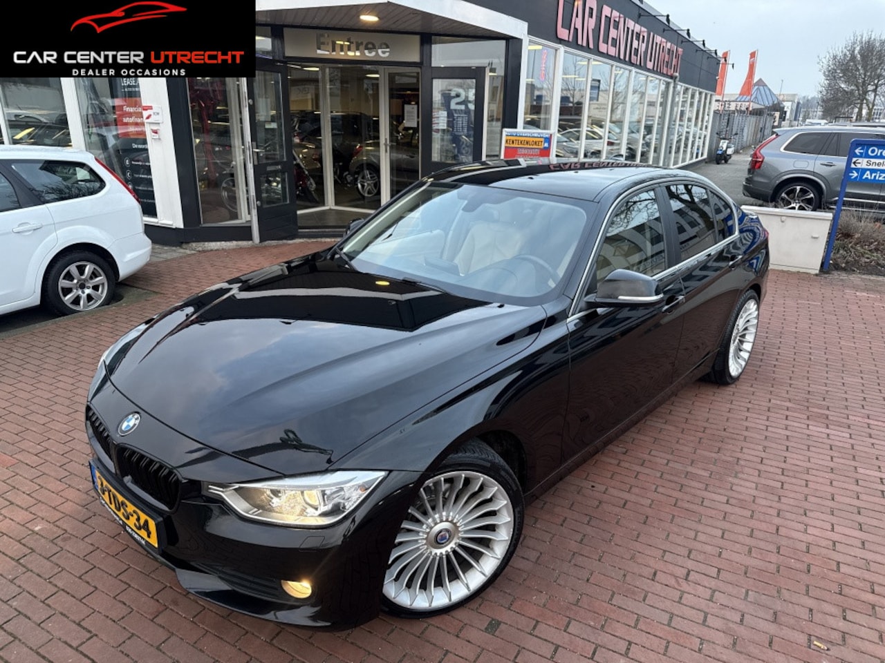 BMW 3-serie - 320i EDE High Exec leer navi airco hele nette bmw - AutoWereld.nl