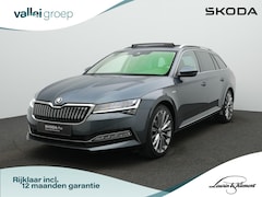 Skoda Superb Combi - 1.4 TSI iV 218 pk DSG Laurin & Klement | Panoramadak | Trekhaak | Navigatie Columbus | Geh