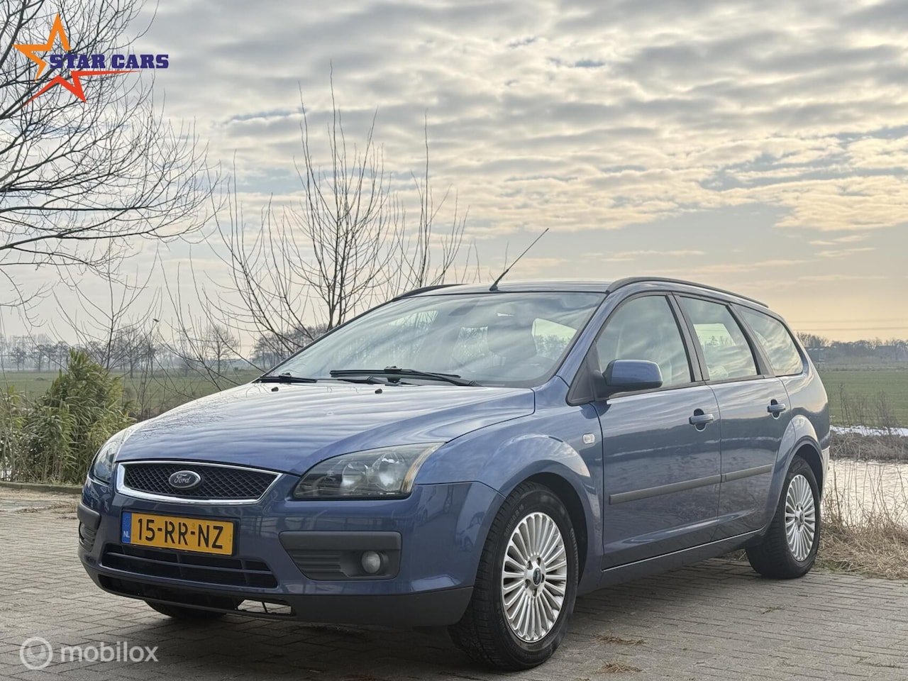 Ford Focus Wagon - 1.6-16V Futura | Airco| Cruise| APK - AutoWereld.nl